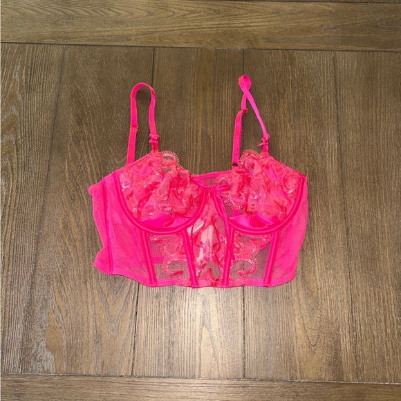 Victoria's Secret Neon Pink Lace Bra - Picture 1 of 6